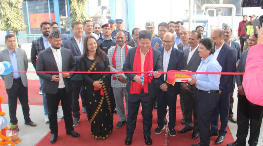 बरुण बेभरेजको सोलार प्लान्टबाट २ मेवा सौर्य ऊर्जा उत्पादन शुरु